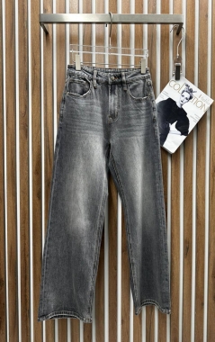 Джинсы