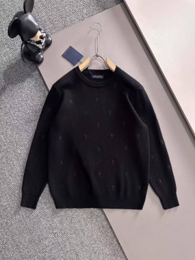 Свитер мужской