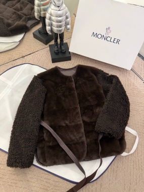 Куртка женская