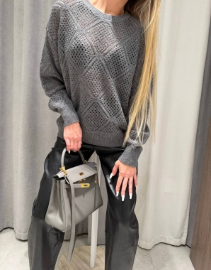 Свитер женский