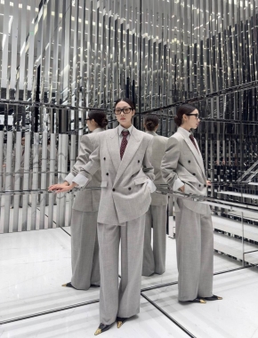 Костюм женский