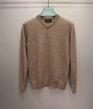 Свитер мужской