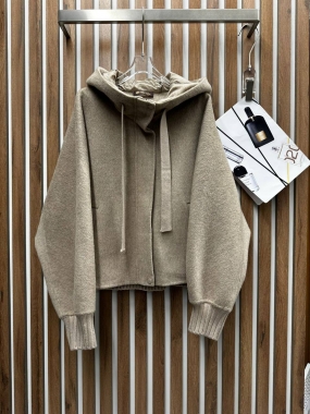 Куртка женская 