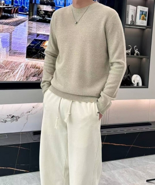 Свитер мужской