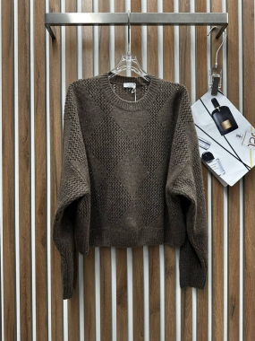 Свитер женский