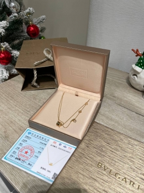 Подвеска из золота Bvlgari B.zero1 White Gold 18k