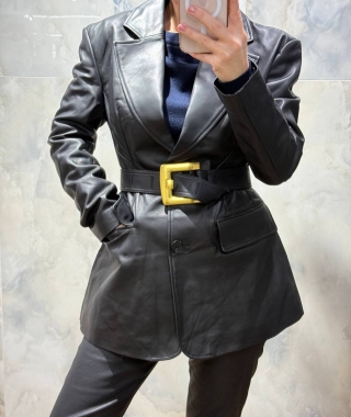 Кожаный жакет