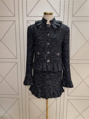 Костюм женский