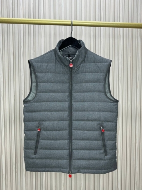 Кашемировый жилет 