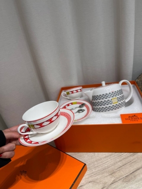 Чайный сервиз