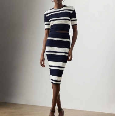 Костюм женский