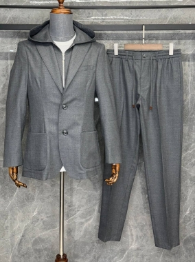 Костюм мужской