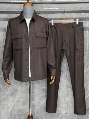 Костюм мужской