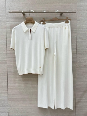 Костюм женский 