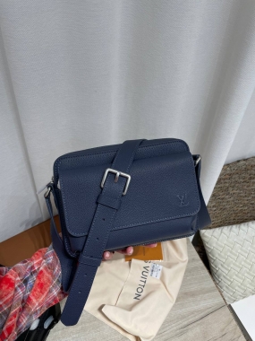 Сумка-мессенджер 