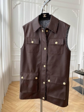 Кожаный жилет