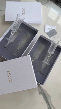 Пара бокалов 