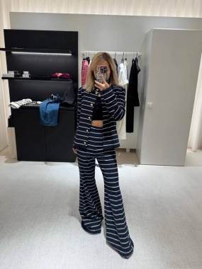 Костюм женский