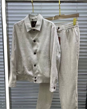 Костюм мужской