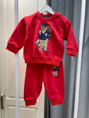 Костюм спортивный