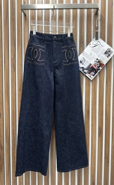 Джинсы 