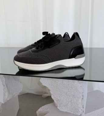 Кроссовки мужские