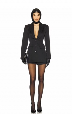 Костюм женский