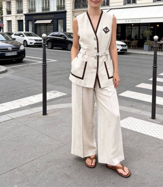 Костюм женский