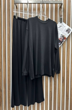 Костюм женский