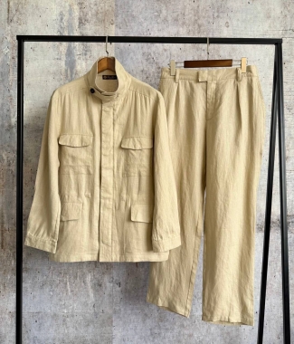 Костюм мужской 