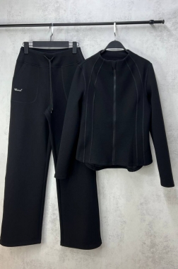  Костюм спортивный