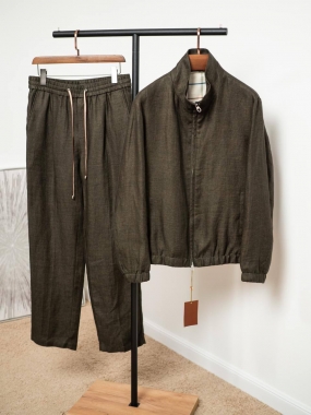  Костюм мужской 