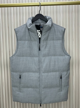 Кашемировый жилет 