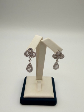 Серьги Harry Winston