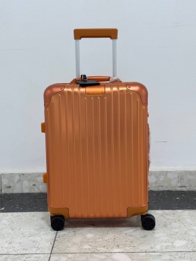 Чемодан Rimowa