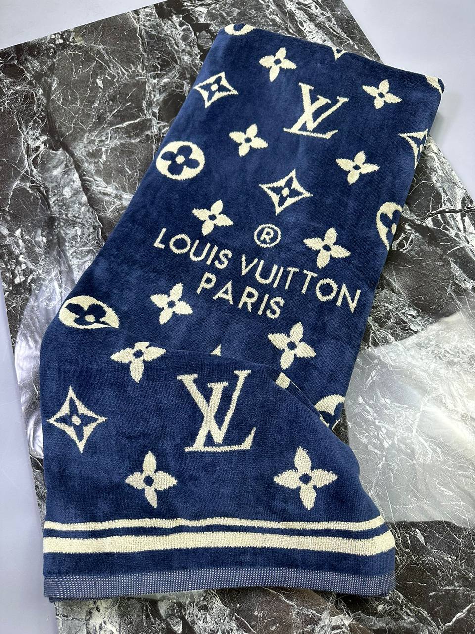 Полотенце Louis Vuitton Артикул BMS-121510