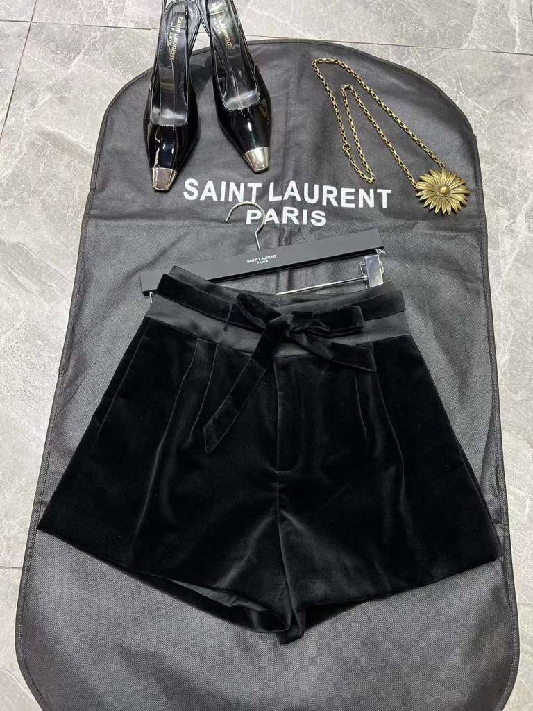 Шорты  Yves Saint Laurent Артикул BMS-121680