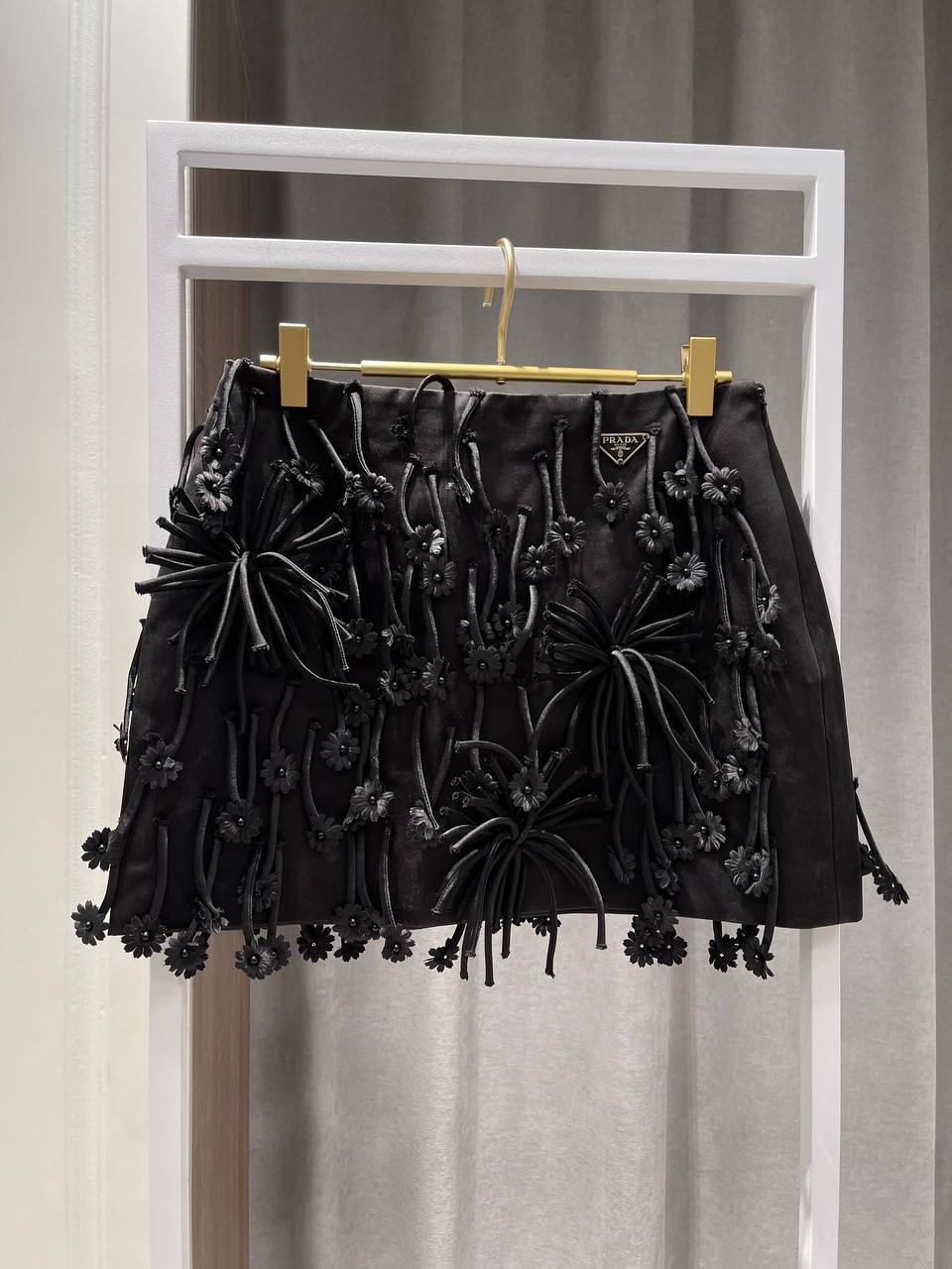 Юбка Prada Артикул BMS-148940 Юбка Prada Артикул BMS-148940