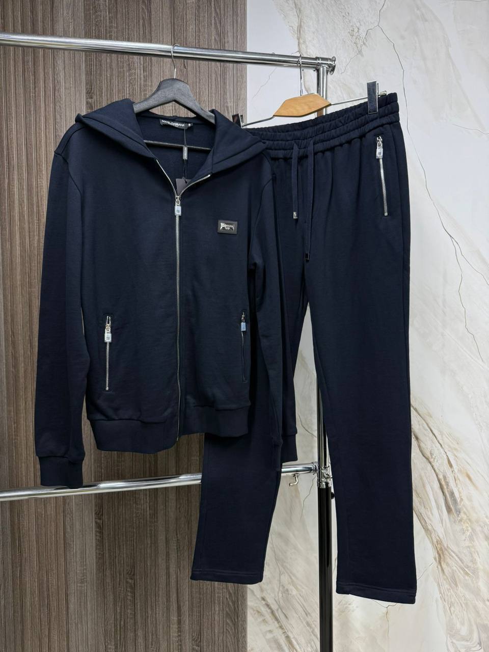 Костюм спортивный Dolce & Gabbana Артикул BMS-150569 Костюм спортивный Dolce & Gabbana Артикул BMS-150569