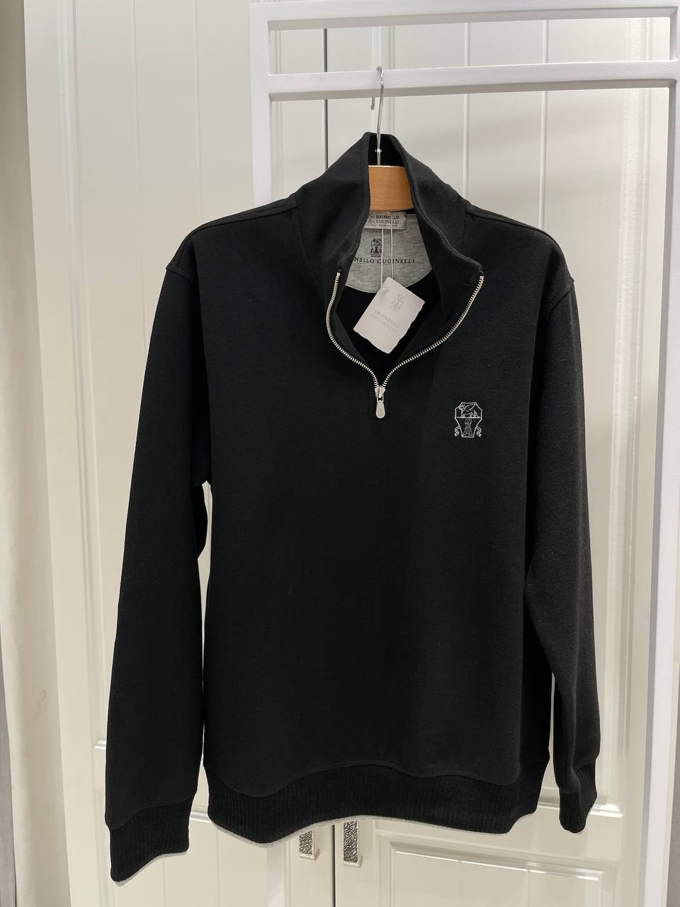 Джемпер Brunello Cucinelli Артикул BMS-150629 Джемпер Brunello Cucinelli Артикул BMS-150629