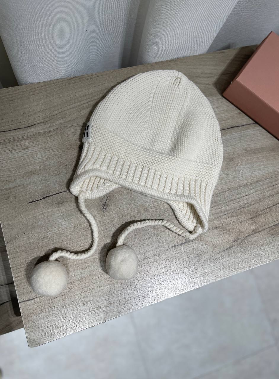 Шапка Miu Miu Артикул BMS-150661 Шапка Miu Miu Артикул BMS-150661